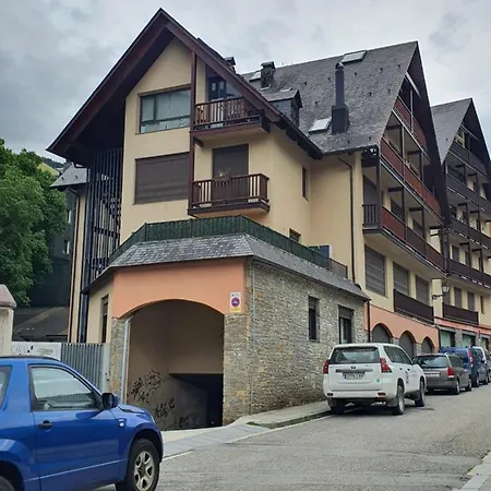 Xvi Aparthotel Vielha